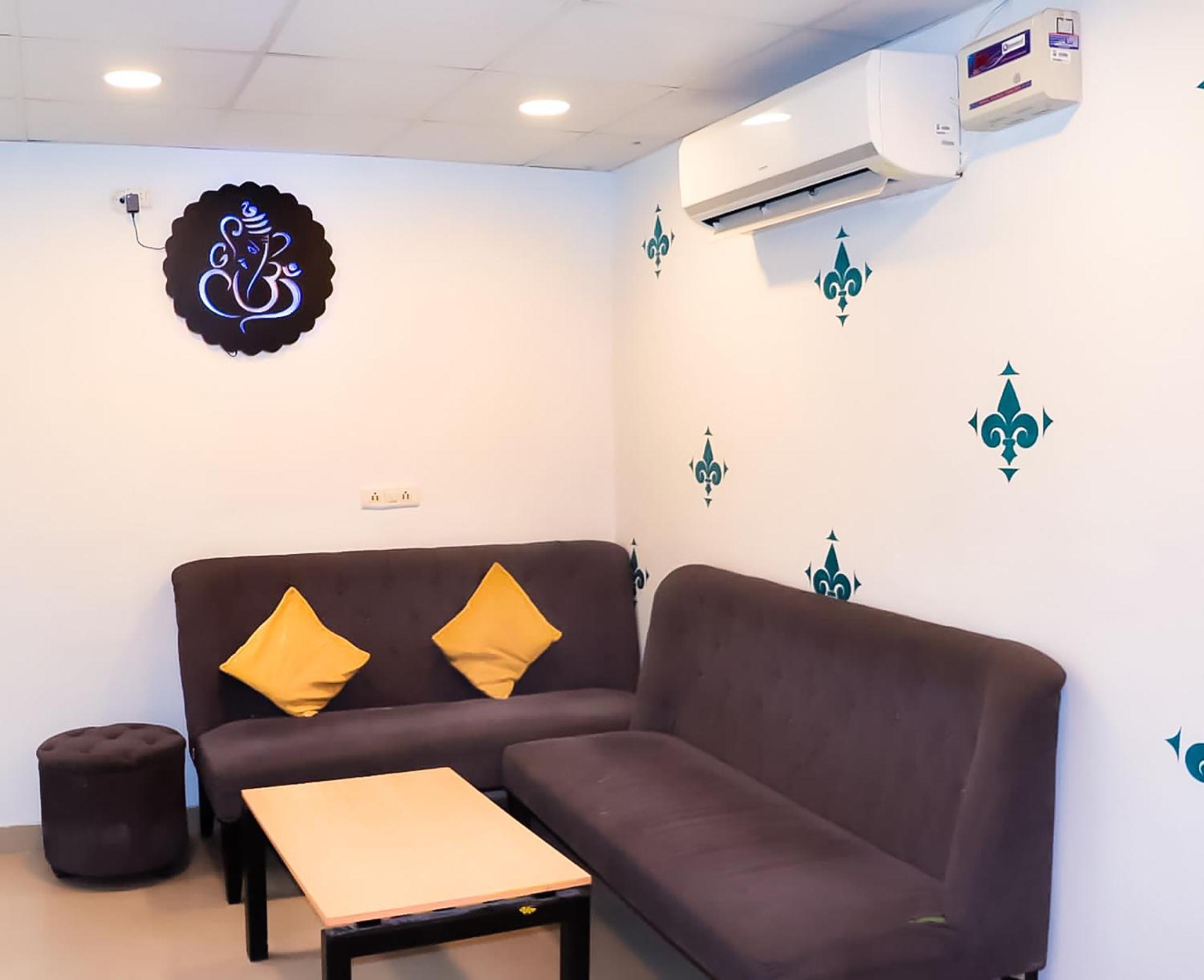 Hotel Saket New Delhi